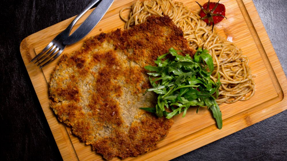 Быстрый ужин: сочный шницель из куриной грудки Быстрый ужин: сочный шницель из куриной грудки