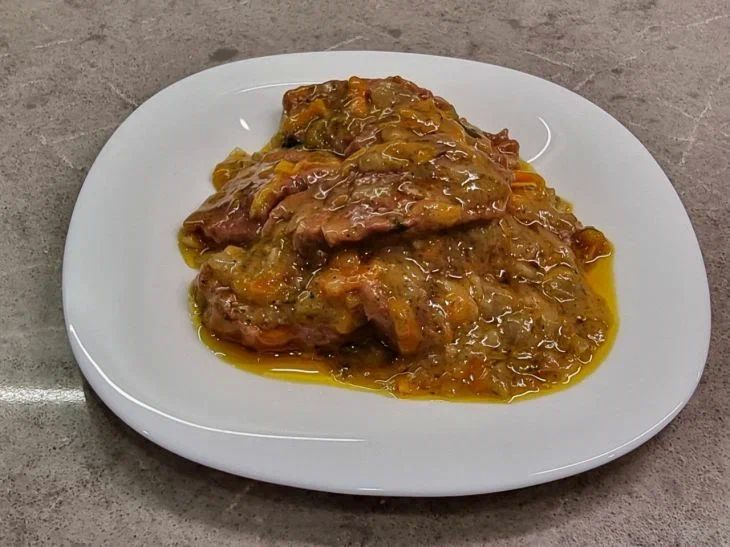 Как чесночная вода превращает отбивные в кулинарный шедевр Как чесночная вода превращает отбивные в кулинарный шедевр