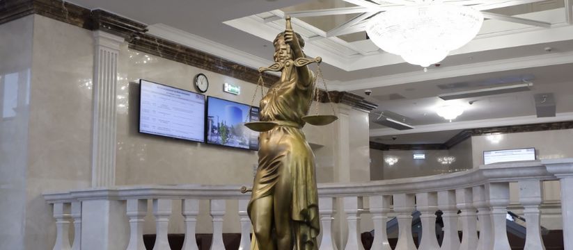 Скандал в Самаре: художницу осудили за госизмену и производство взрывчатки Скандал в Самаре: художницу осудили за госизмену и производство взрывчатки