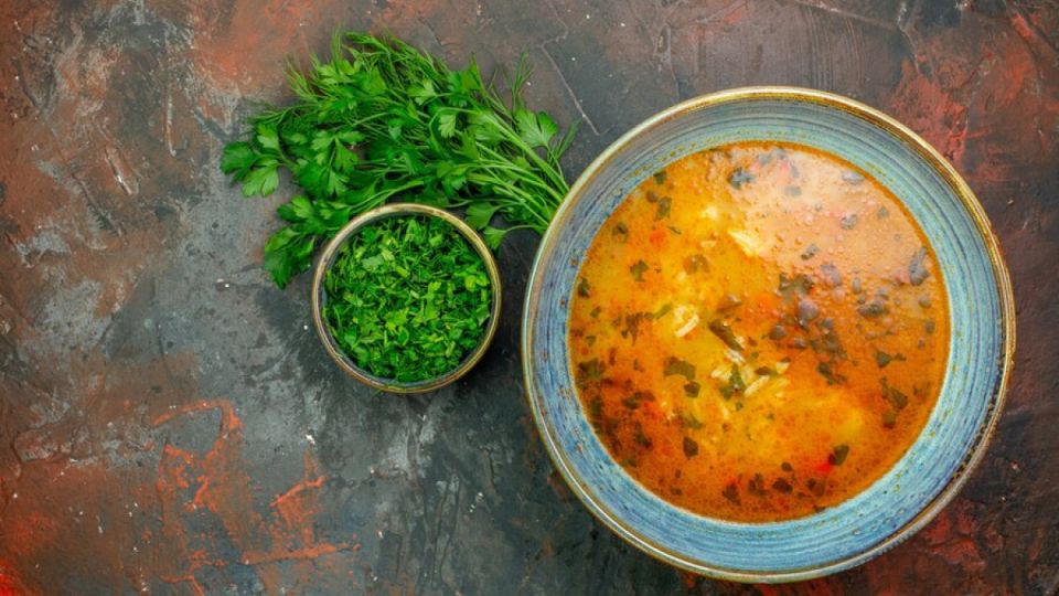 Густой и ароматный: как приготовить сытные щи для всей семьи Густой и ароматный: как приготовить сытные щи для всей семьи