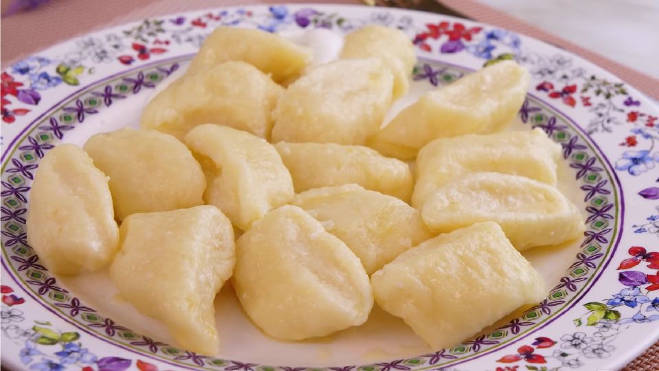 Ленивые вареники за 10 минут: быстро, вкусно и просто! Ленивые вареники за 10 минут: быстро, вкусно и просто!