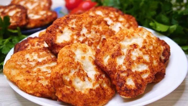 Оладьи из куриного филе с секретным ингредиентом: сочно и вкусно! Оладьи из куриного филе с секретным ингредиентом: сочно и вкусно!