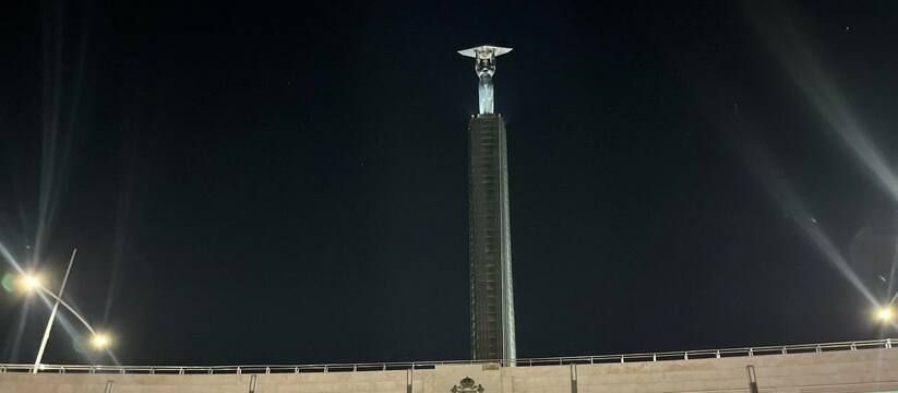 Самара: монумент, посвящённый авиационной славе Самара: монумент, посвящённый авиационной славе