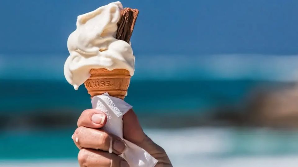 Необычные уличные мороженщики Узбекистана: чем они удивляют туристов?