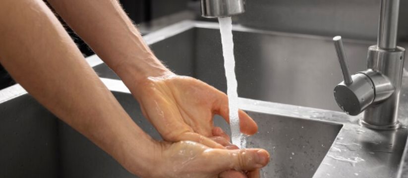 Временное отключение горячей воды в Самаре: кто и почему останется без комфорта