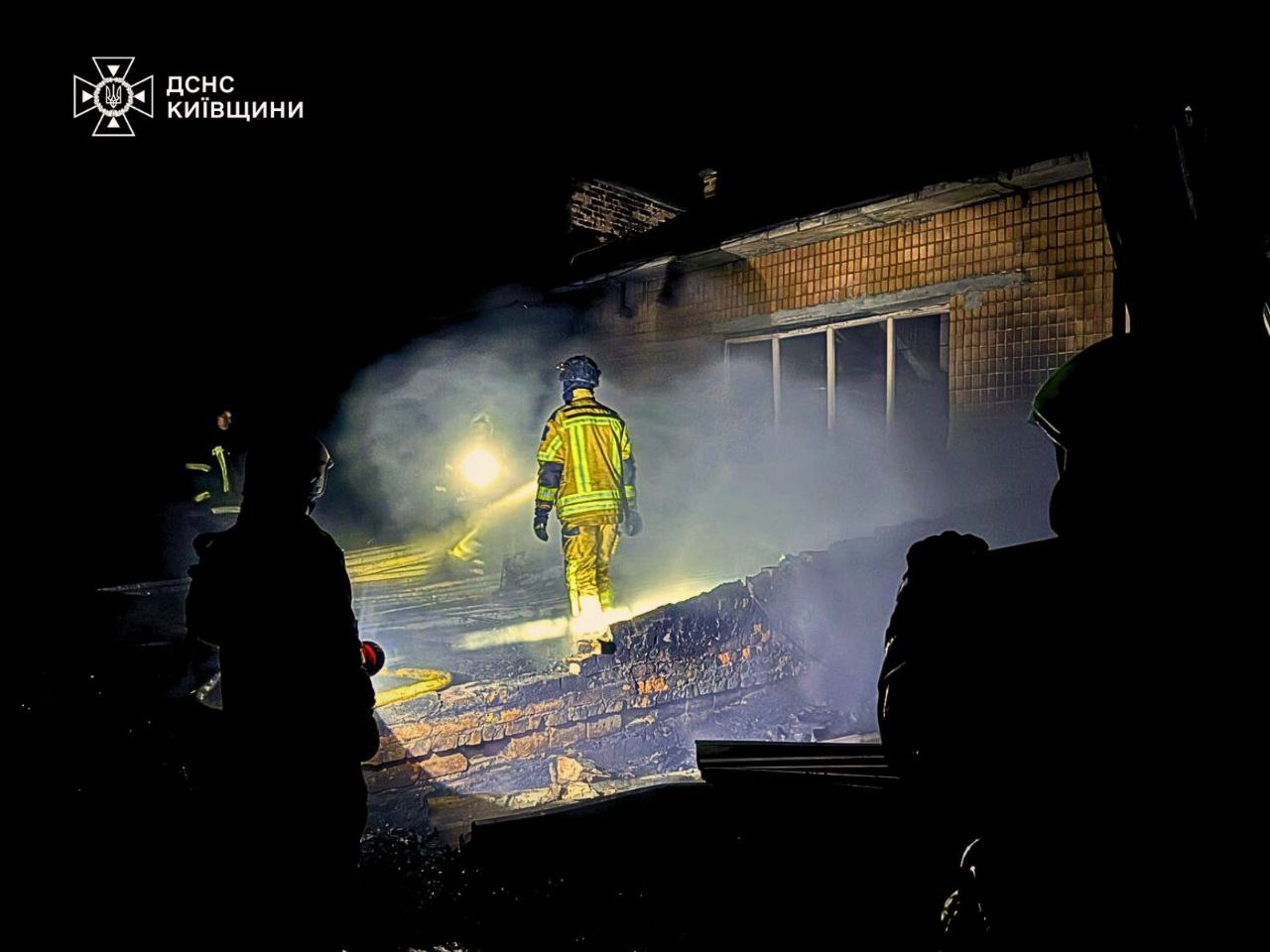 Владислав Шурыгин: Последствия третьей ночи ударов Гераней по железнодорожной станции в Фастове Киевской области Владислав Шурыгин: Последствия третьей ночи ударов Гераней по железнодорожной станции в Фастове Киевской области