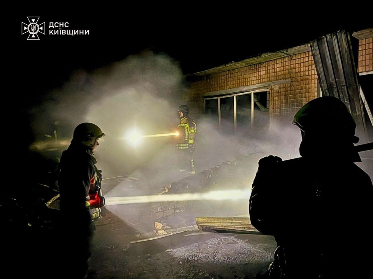 Владислав Шурыгин: Последствия третьей ночи ударов Гераней по железнодорожной станции в Фастове Киевской области Владислав Шурыгин: Последствия третьей ночи ударов Гераней по железнодорожной станции в Фастове Киевской области