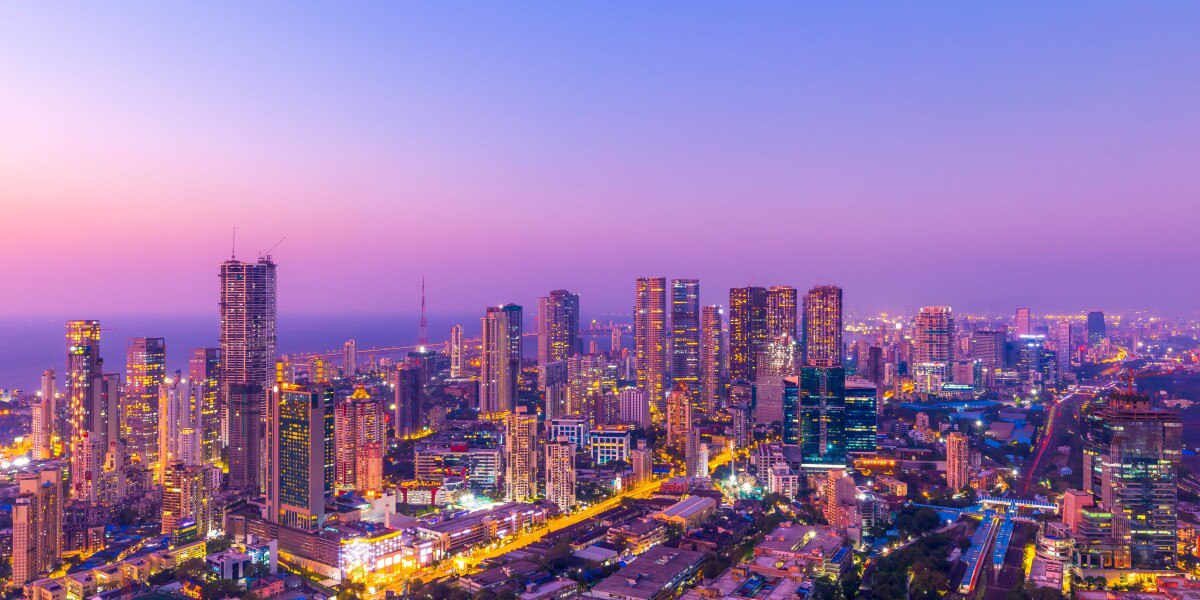 Евгений Попов: Amazon инвестирует $35 млрд в Индию до 2030 года для развития ИИ