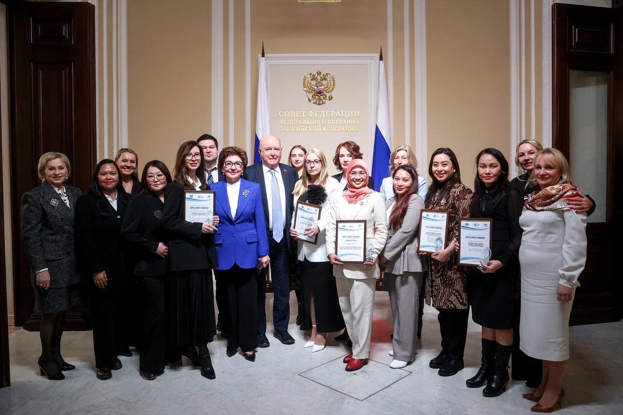 Сегодня в Совете Федерации состоялась торжественная церемония победителей Сегодня в Совете Федерации состоялась торжественная церемония победителей