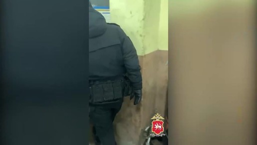 Полицейские Татарстана выявили 12 нелегальных мигрантов, работавших в автомастерской в Казани