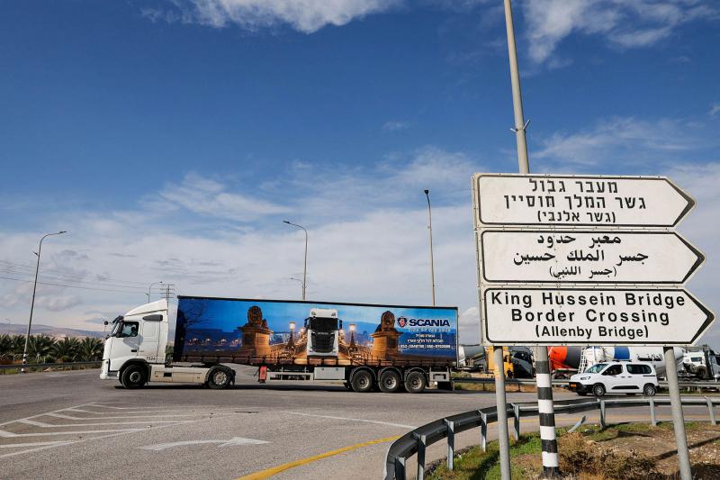 Можете проезжать. Пока